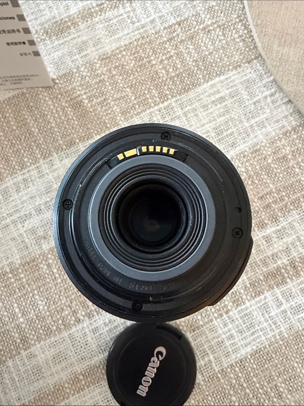 Canon DSLR Camera Kit with Black Body and Black Lenses - Picture 6 of 12